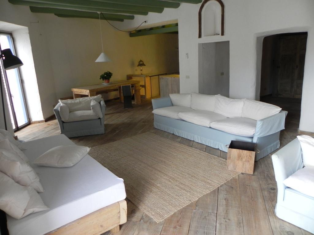 Apartamento Poal-กาดาเกส ภายนอก รูปภาพ