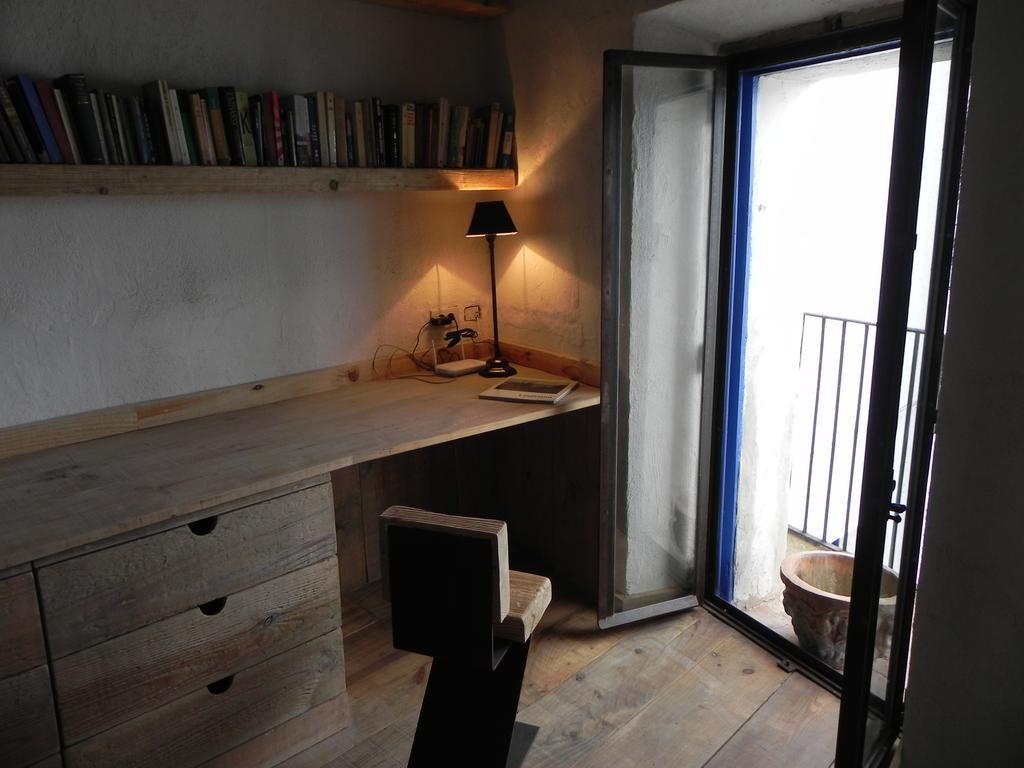 Apartamento Poal-กาดาเกส ภายนอก รูปภาพ